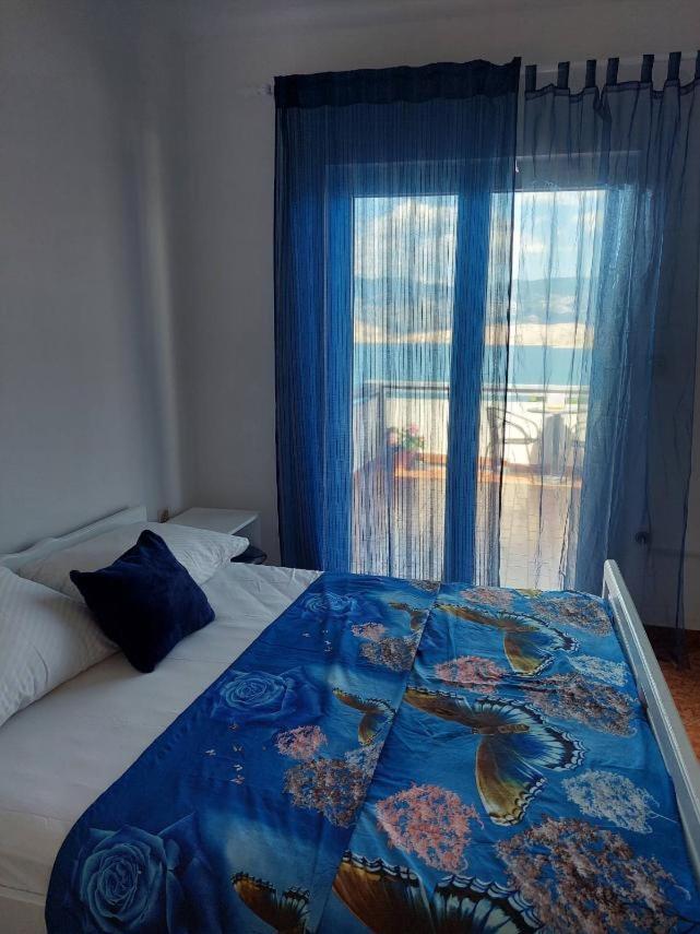 Apartmani Vesna Паг Екстериор снимка